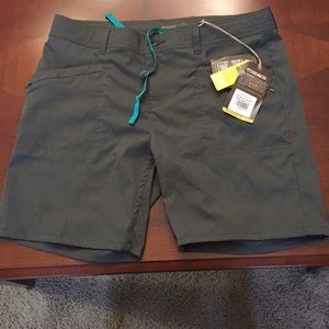 Toad & Co hiking shorts NWT